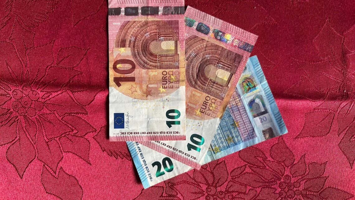 Inkomsten en spaarbedragen aangepast